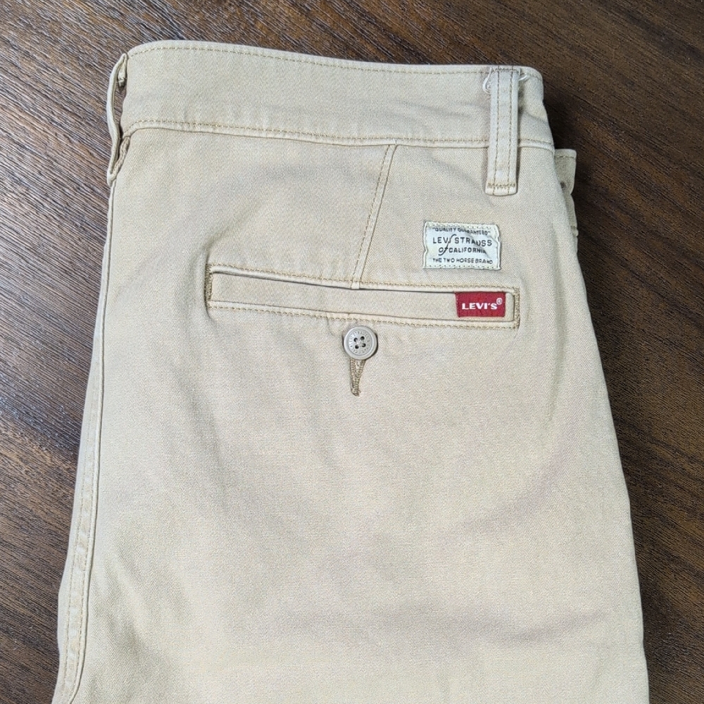 Levi's Men's Khaki Chinos